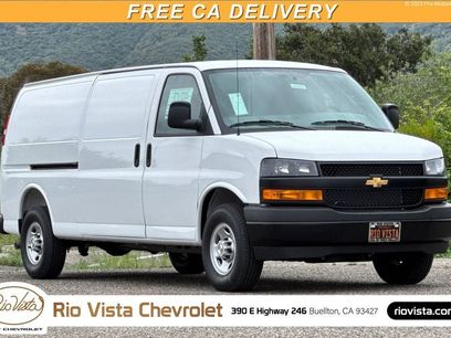 New 2026 Chevrolet Express 2500 Extended w/ Communications Package
