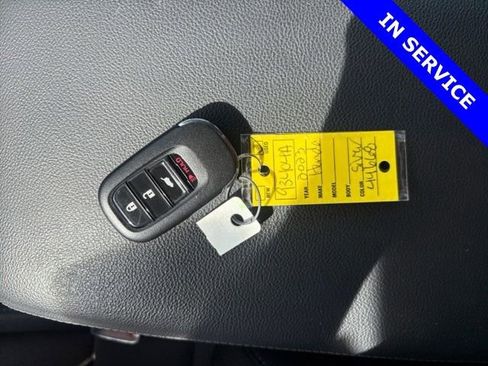 Used 2024 Honda CR-V LX image 9