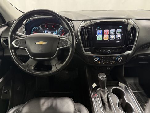 Used 2019 Chevrolet Traverse LT w/ LT Premium Package image 18