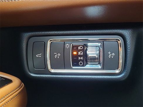 Used 2022 Lincoln Aviator Reserve w/ Elements Package Plus image 27