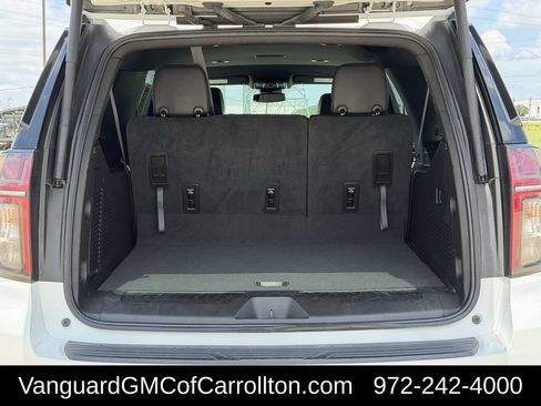 Used 2024 Chevrolet Suburban LT AWD/4WD image 36