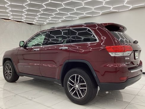 Used 2018 Jeep Grand Cherokee Limited AWD/4WD image 11