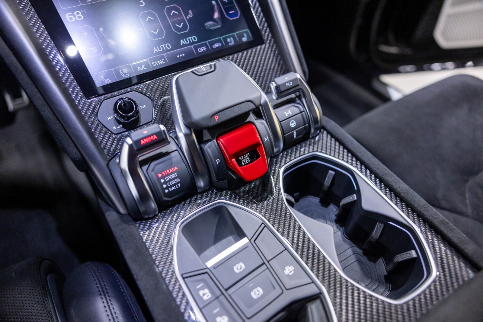 Used 2024 Lamborghini Urus Performante AWD/4WD image 48