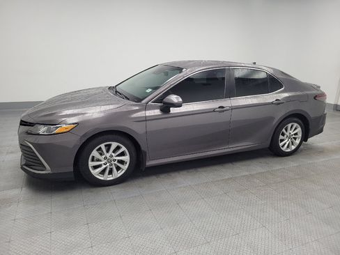 Used 2023 Toyota Camry LE image 2