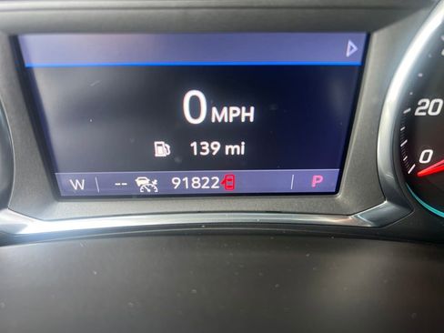 Used 2020 Chevrolet Equinox Premier image 16