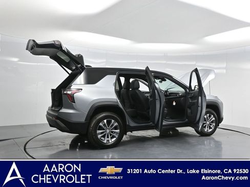 New 2026 Chevrolet Equinox LT w/ Convenience Package II image 4