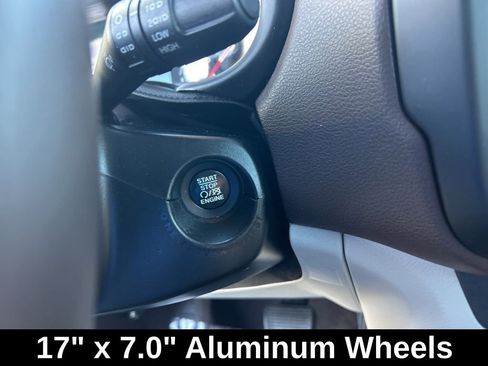 Used 2017 Jeep Renegade Latitude w/ Safety & Security Group FWD image 37