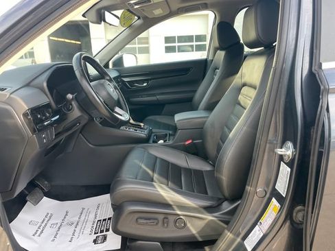 Used 2025 Honda CR-V EX-L image 9