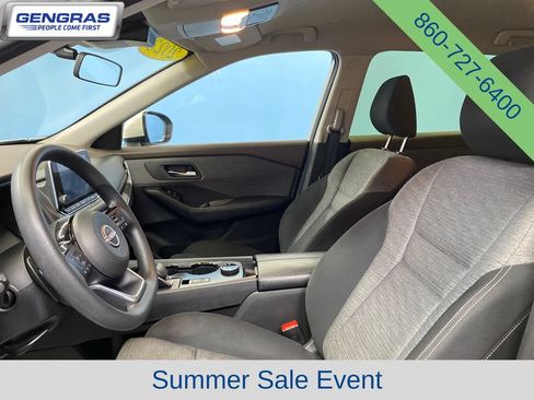 Used 2023 Nissan Rogue SV AWD/4WD image 11