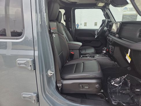 New 2026 Jeep Gladiator Rubicon w/ Steel Power Dome Hood Package image 5