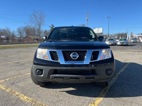 Used 2016 Nissan Frontier SV image 12