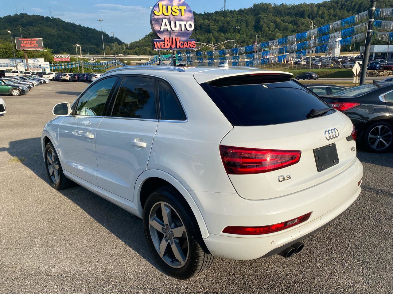 Used 2015 Audi Q3 2.0T Prestige w/ Prestige Package AWD/4WD image 5