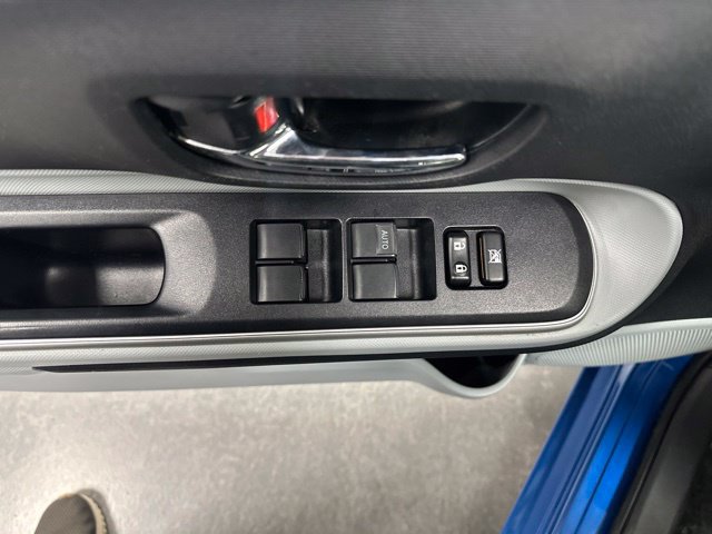 Used 2014 Toyota Prius C Two FWD image 10
