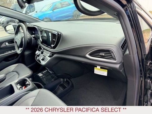 New 2026 Chrysler Pacifica Select AWD/4WD image 9