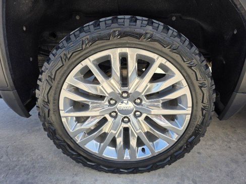 Used 2019 GMC Sierra 1500 Denali w/ Denali Ultimate Package image 16