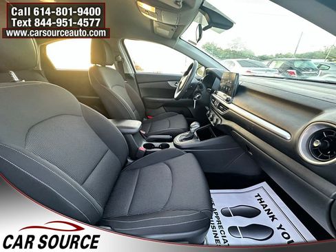 Used 2021 Kia Forte LXS FWD image 25