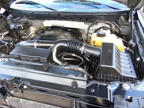 Used 2011 Ford F150 XLT w/ XLT Chrome Pkg RWD image 46