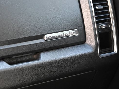 Used 2018 RAM 1500 Laramie w/ Convenience Group AWD/4WD image 15