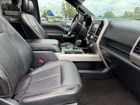 Used 2020 Ford F150 Lariat w/ Equipment Group 502A Luxury AWD/4WD image 35