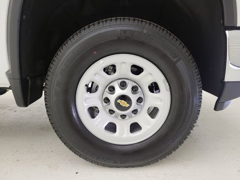 New 2025 Chevrolet Silverado 3500 W/T image 19