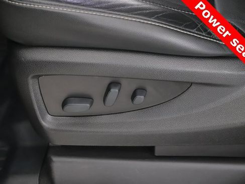 Used 2019 Chevrolet Suburban Premier image 19