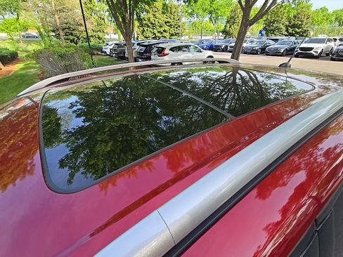 Used 2017 Ford Escape Titanium w/ Equipment Group 301A FWD image 13
