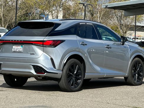 Used 2023 Lexus RX 500h F Sport w/ Cold Area Package image 4