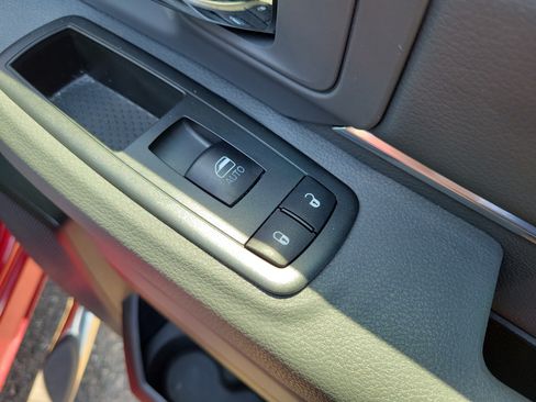 Used 2014 RAM 1500 Big Horn AWD/4WD image 21