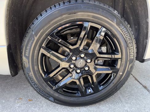 Used 2019 Chevrolet Traverse Premier w/ LPO, Blackout Package image 42