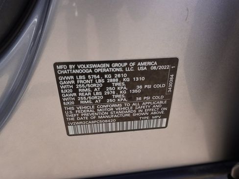 Used 2023 Volkswagen Atlas SE image 32