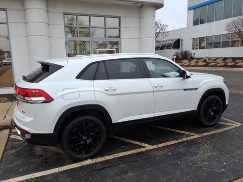 New 2026 Volkswagen Atlas Cross Sport SE AWD/4WD image 7