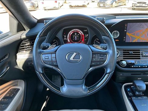 Used 2022 Lexus LS 500 w/ Interior Upgrade Package image 15