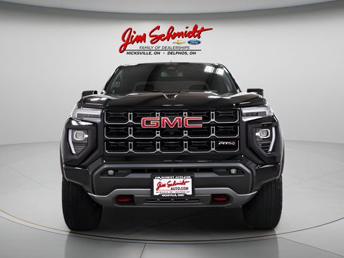 Used 2024 GMC Canyon AT4 w/ Technology Package AWD/4WD image 2