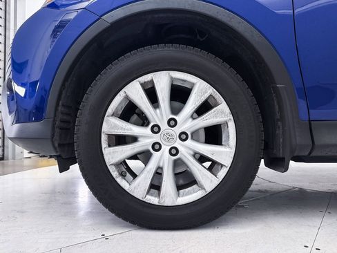 Used 2015 Toyota RAV4 Limited image 10