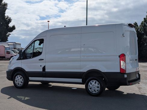 Used 2020 Ford Transit 250 Medium Roof w/ Load Area Protection Package image 4