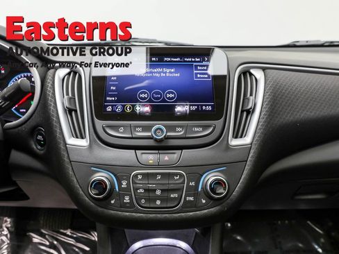 Used 2024 Chevrolet Malibu LT image 12