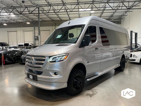 Used 2020 Mercedes-Benz Sprinter 3500 image 6