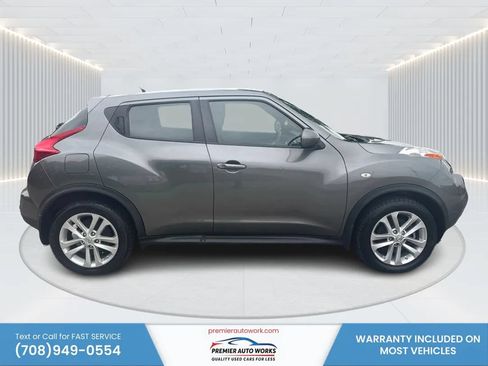 Used 2011 Nissan Juke S AWD/4WD image 8