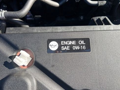 Used 2025 Toyota Sienna XSE image 14