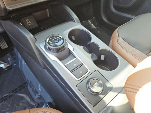 New 2025 Ford Bronco Sport Outer Banks image 10