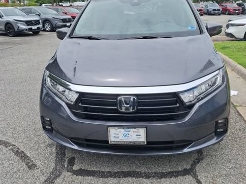 Used 2023 Honda Odyssey EX-L image 2