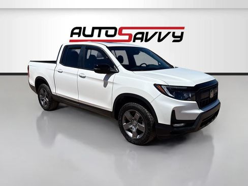 Used 2025 Honda Ridgeline TrailSport image 1
