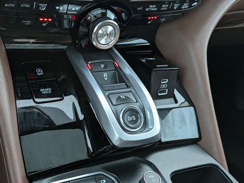 Used 2023 Acura MDX SH-AWD w/ Technology Package image 23