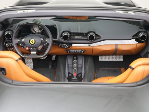 Certified 2021 Ferrari 812 GTS image 23