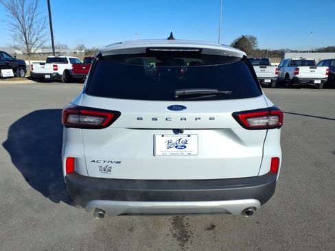 New 2026 Ford Escape Active image 4