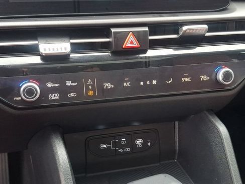 Used 2026 Kia Sportage SX FWD image 12