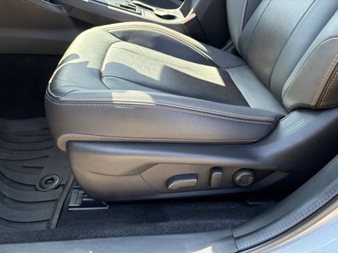 Certified 2025 Subaru Crosstrek 2.5i Limited w/ Popular Package #3A image 28