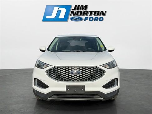 Used 2024 Ford Edge SEL image 8