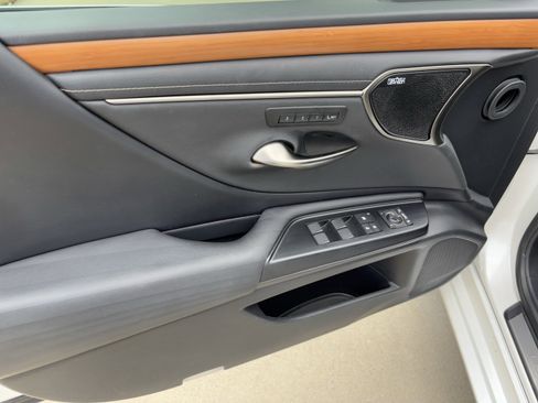 Used 2020 Lexus ES 350 w/ Accessory Package 2 FWD image 14