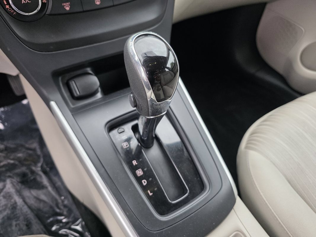 Used 2016 Nissan Sentra SV w/ Style Package FWD image 24